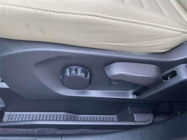 used 2024 Ford Edge car, priced at $26,998