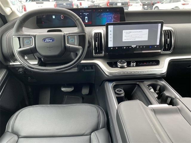 new 2025 Ford Expedition car, priced at $80,230