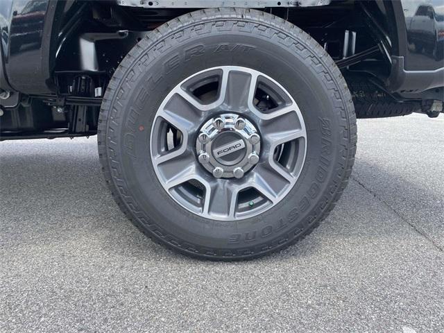 new 2025 Ford F-250 car, priced at $64,272