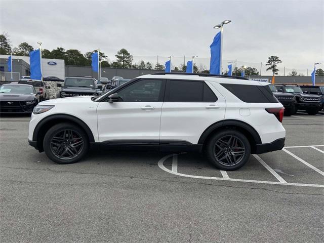 new 2025 Ford Explorer car, priced at $45,882