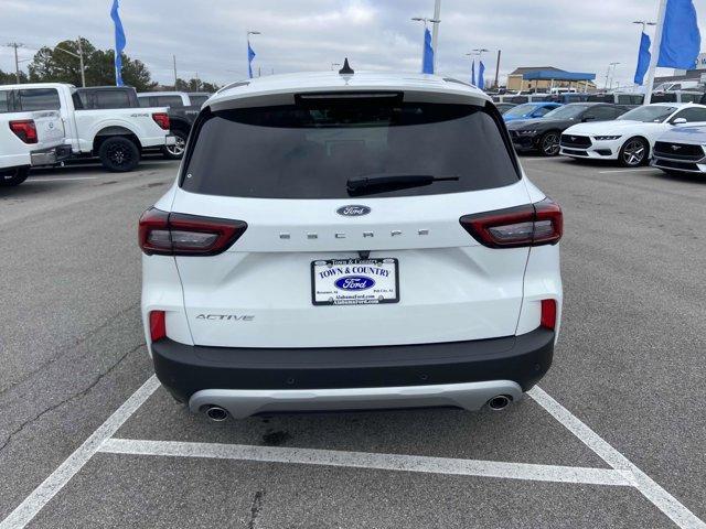 new 2025 Ford Escape car, priced at $28,850