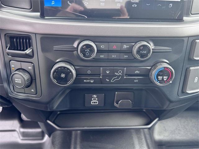 new 2025 Ford F-150 car, priced at $47,216