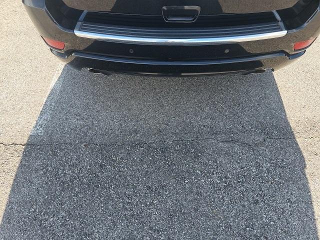 used 2015 Jeep Grand Cherokee car, priced at $10,975