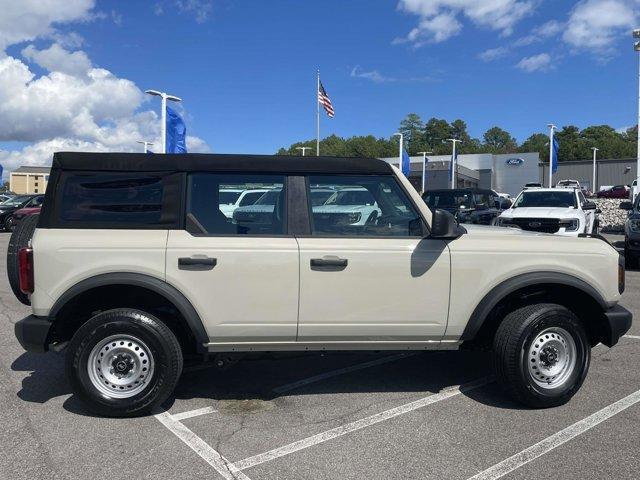 new 2025 Ford Bronco car, priced at $38,461