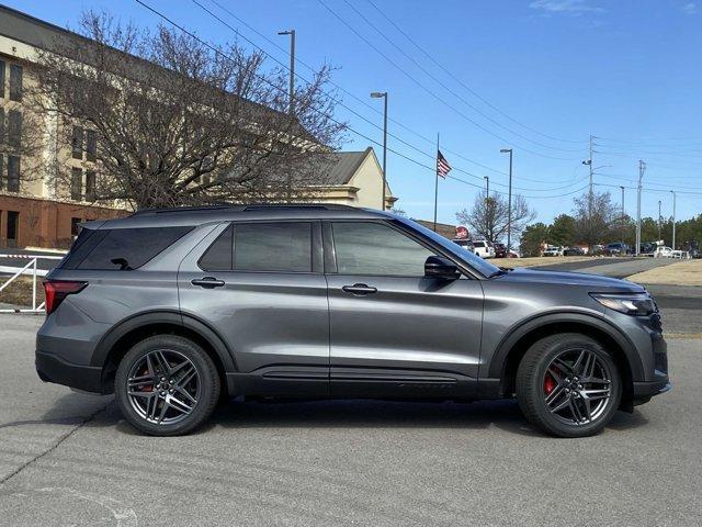 new 2025 Ford Explorer car, priced at $51,571