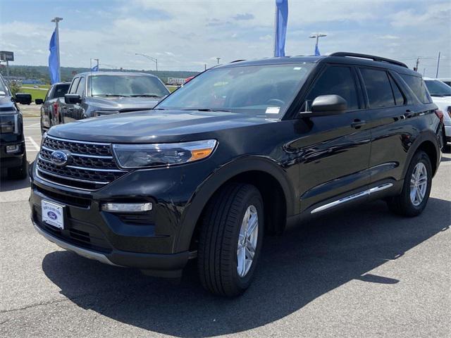 new 2024 Ford Explorer car, priced at $42,303