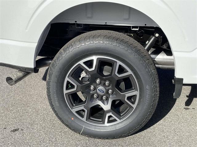 new 2025 Ford F-150 car, priced at $48,275