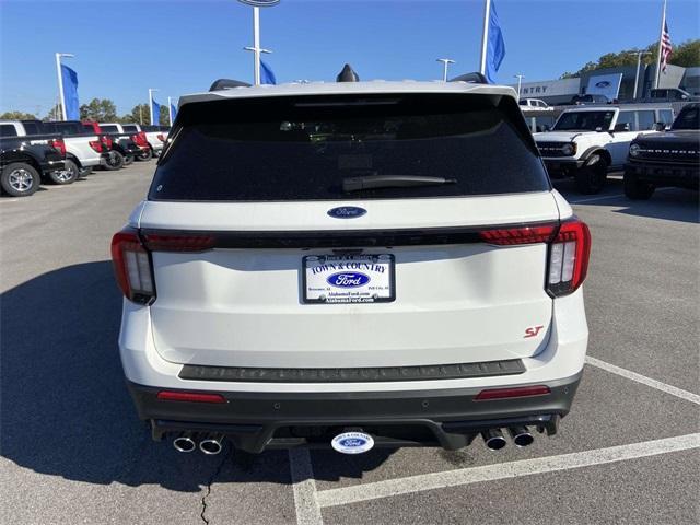 new 2025 Ford Explorer car, priced at $52,302