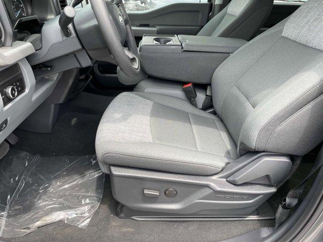 new 2025 Ford F-250 car, priced at $65,647