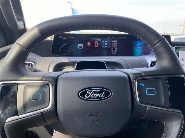 new 2025 Ford Expedition car, priced at $81,446