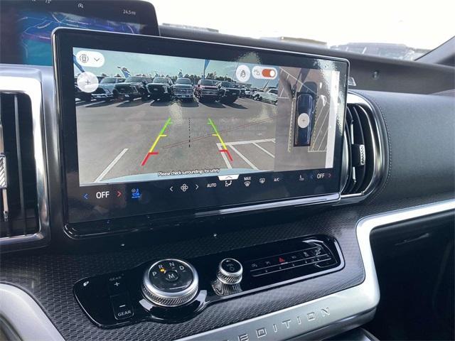 new 2025 Ford Expedition car, priced at $81,446