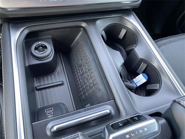 new 2025 Ford Expedition car, priced at $81,446