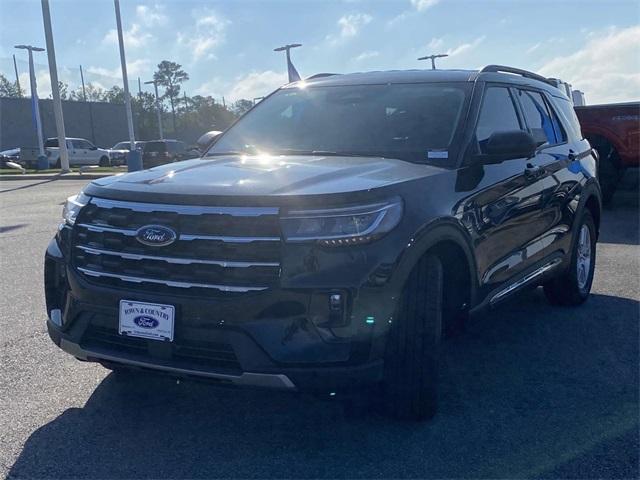 new 2025 Ford Explorer car, priced at $41,197