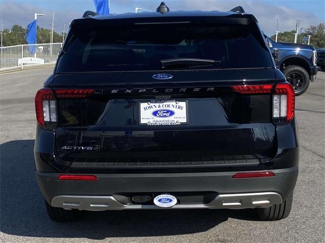 new 2025 Ford Explorer car, priced at $41,197