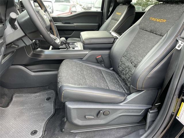 new 2025 Ford F-150 car, priced at $62,637