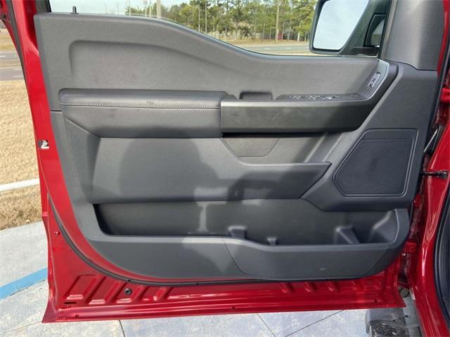 new 2025 Ford F-150 car, priced at $50,086