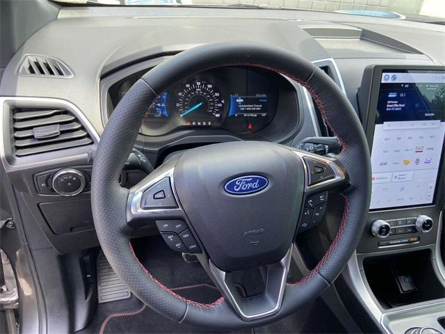 used 2024 Ford Edge car, priced at $34,895