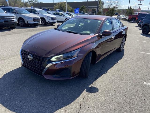 used 2023 Nissan Altima car, priced at $20,747