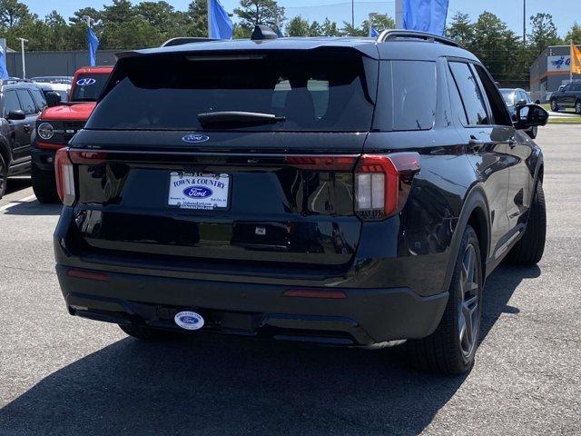 new 2025 Ford Explorer car, priced at $45,836