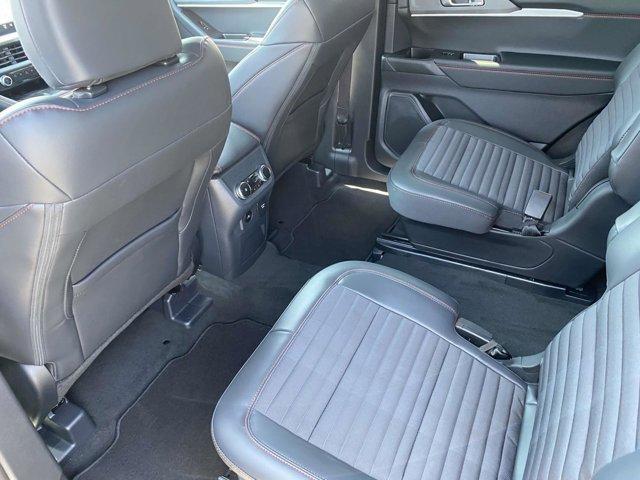 new 2025 Ford Explorer car, priced at $45,836