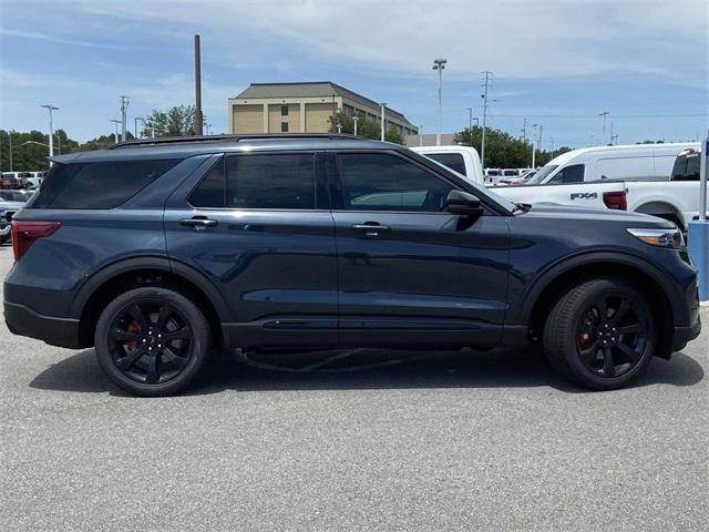 new 2024 Ford Explorer car, priced at $62,105