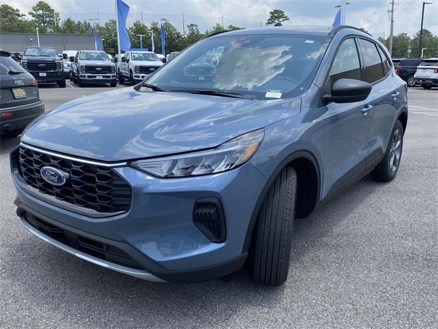 new 2025 Ford Escape car, priced at $30,145
