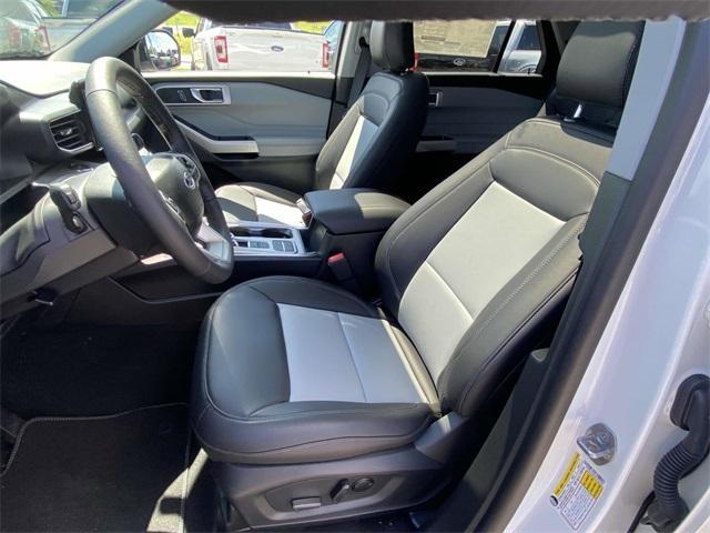 new 2024 Ford Explorer car, priced at $40,481