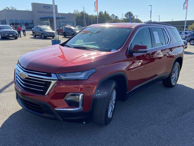 used 2023 Chevrolet Traverse car, priced at $27,550