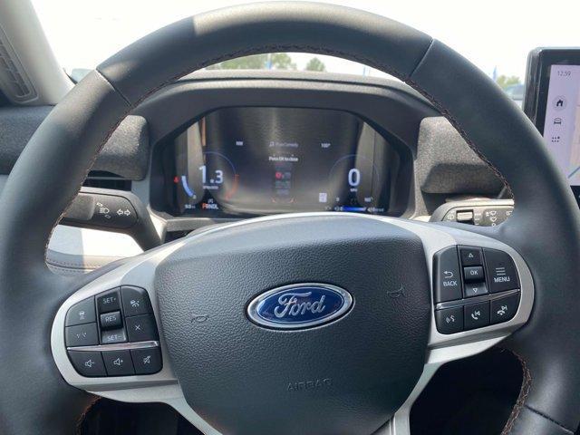 new 2025 Ford Explorer car, priced at $38,902