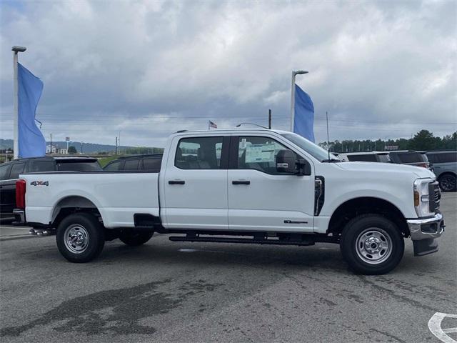 new 2025 Ford F-350 car, priced at $66,555