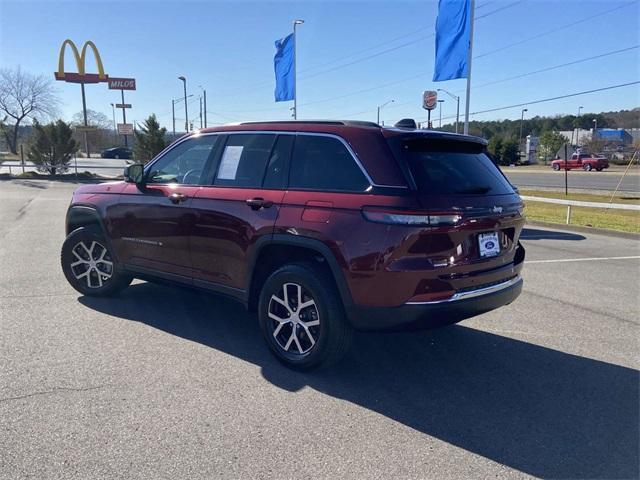 used 2024 Jeep Grand Cherokee car, priced at $38,990