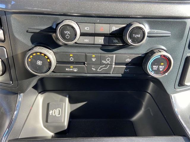 new 2025 Ford F-150 car, priced at $42,333
