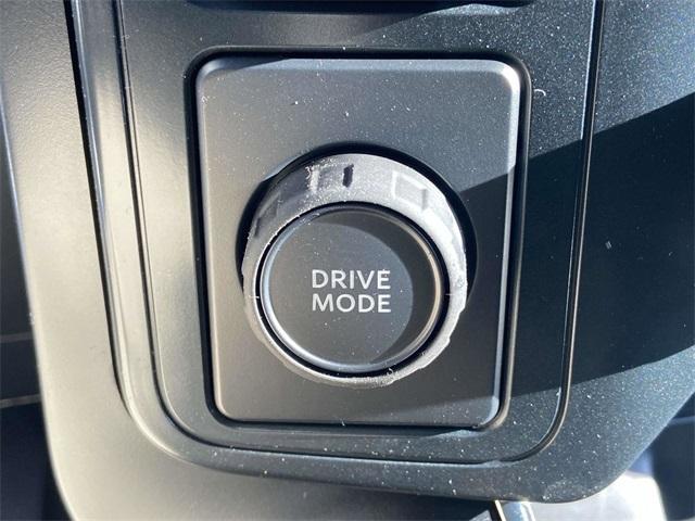 new 2025 Ford F-150 car, priced at $42,333