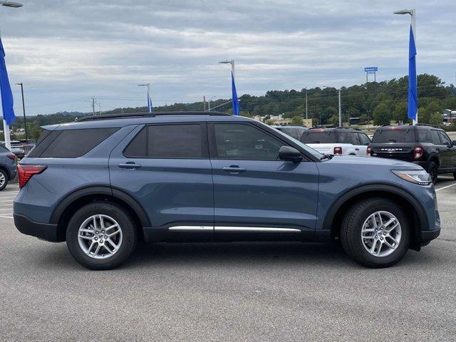 new 2025 Ford Explorer car, priced at $40,714