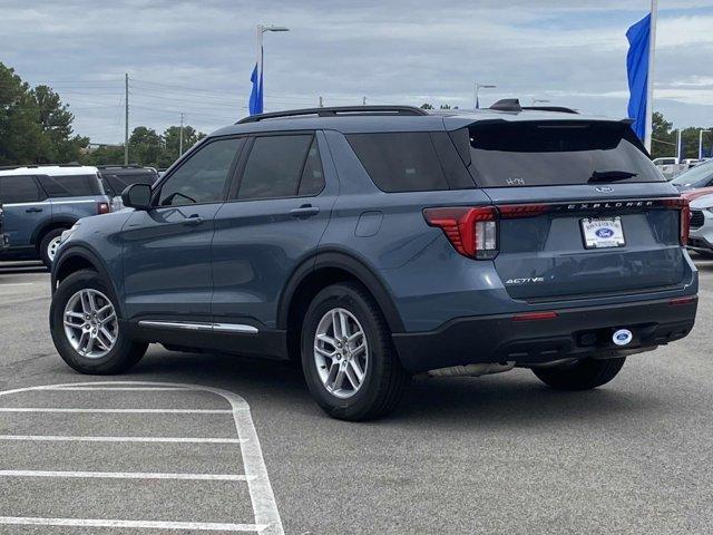 new 2025 Ford Explorer car, priced at $40,714