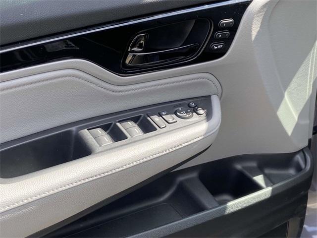 used 2024 Honda Odyssey car, priced at $44,998