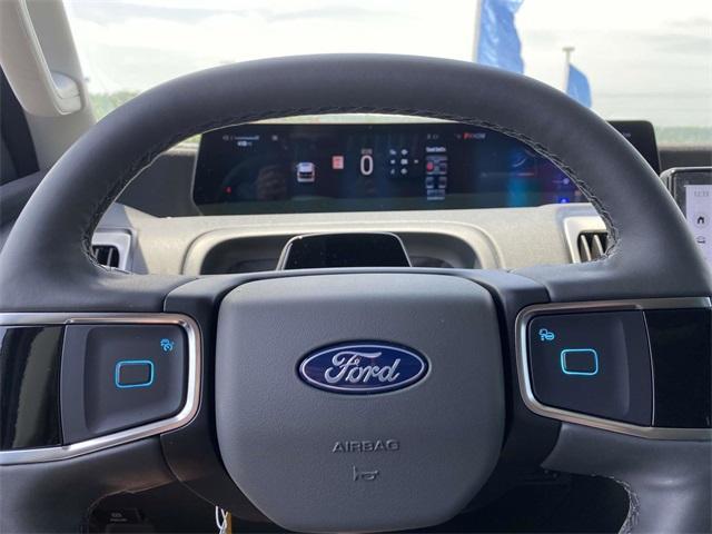 new 2025 Ford Expedition car, priced at $68,954