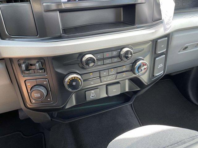 new 2025 Ford F-350 car, priced at $65,959