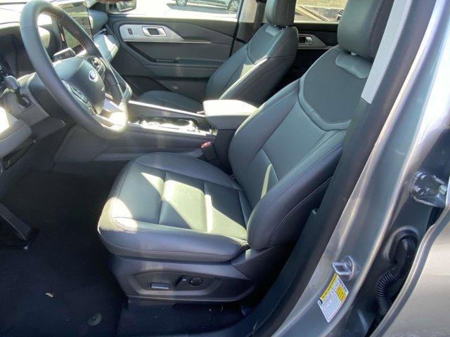 new 2025 Ford Explorer car, priced at $41,620