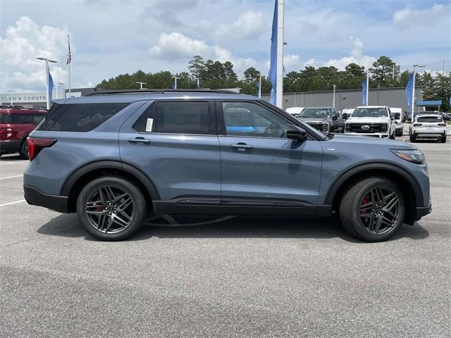 new 2025 Ford Explorer car, priced at $46,280