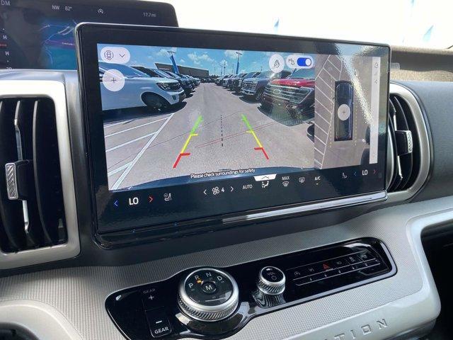 new 2025 Ford Expedition car, priced at $68,210