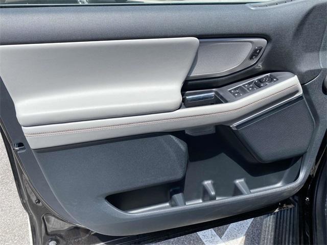 new 2025 Ford Expedition car, priced at $66,164