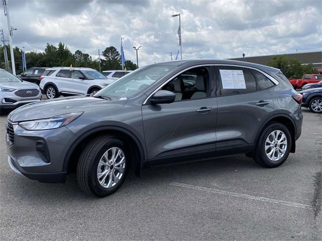 used 2023 Ford Escape car, priced at $25,990