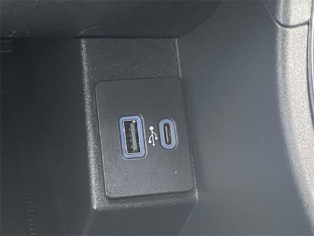 used 2024 Ford Edge car, priced at $27,850