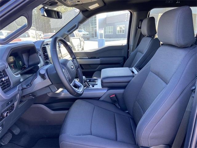 new 2025 Ford F-150 car, priced at $54,572