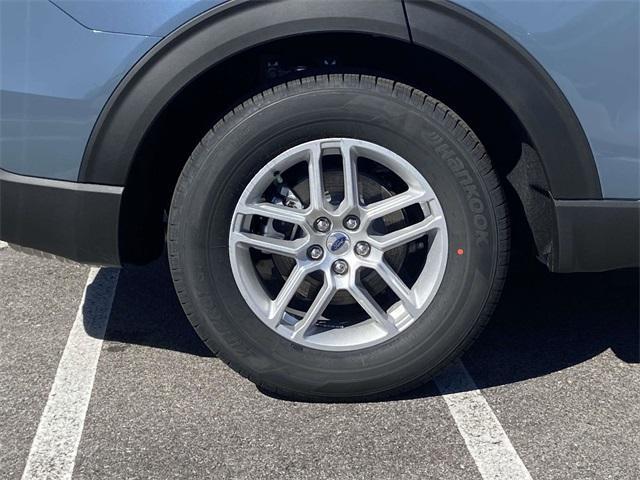 new 2025 Ford Explorer car, priced at $42,061