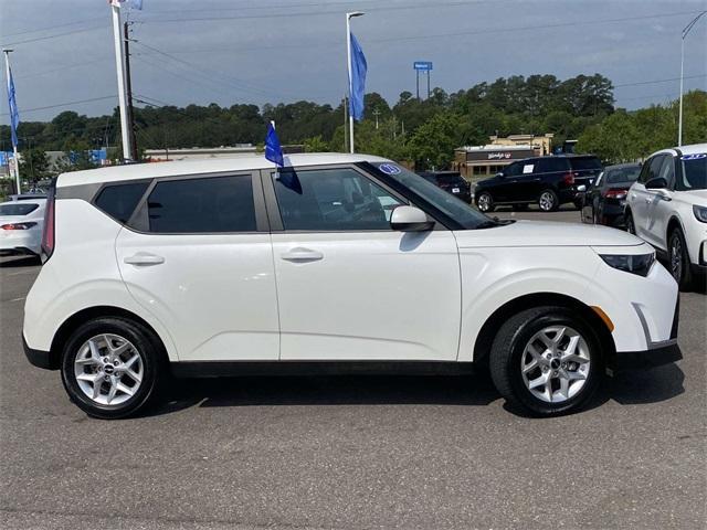 used 2023 Kia Soul car, priced at $19,998