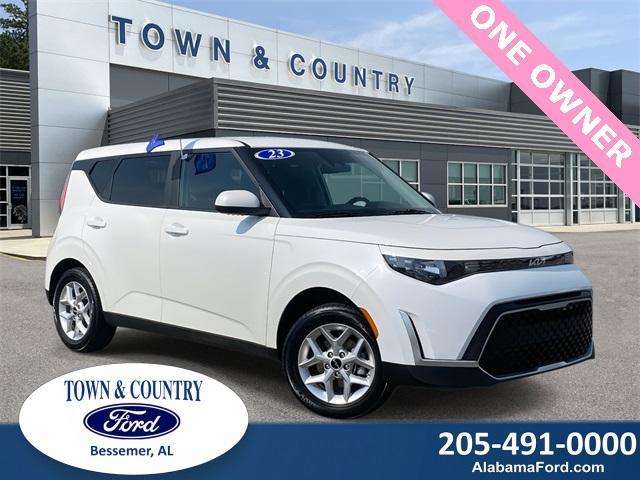used 2023 Kia Soul car, priced at $18,483