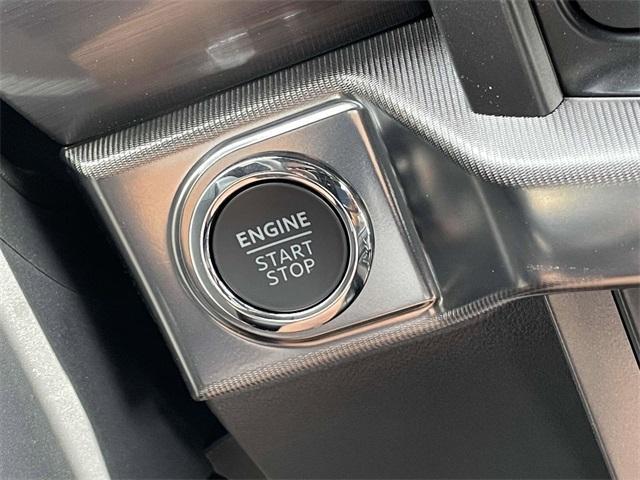 new 2025 Ford F-150 car, priced at $64,071