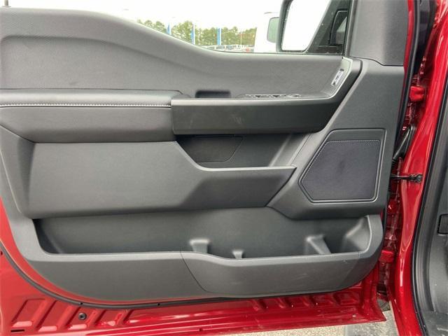 new 2025 Ford F-150 car, priced at $52,960